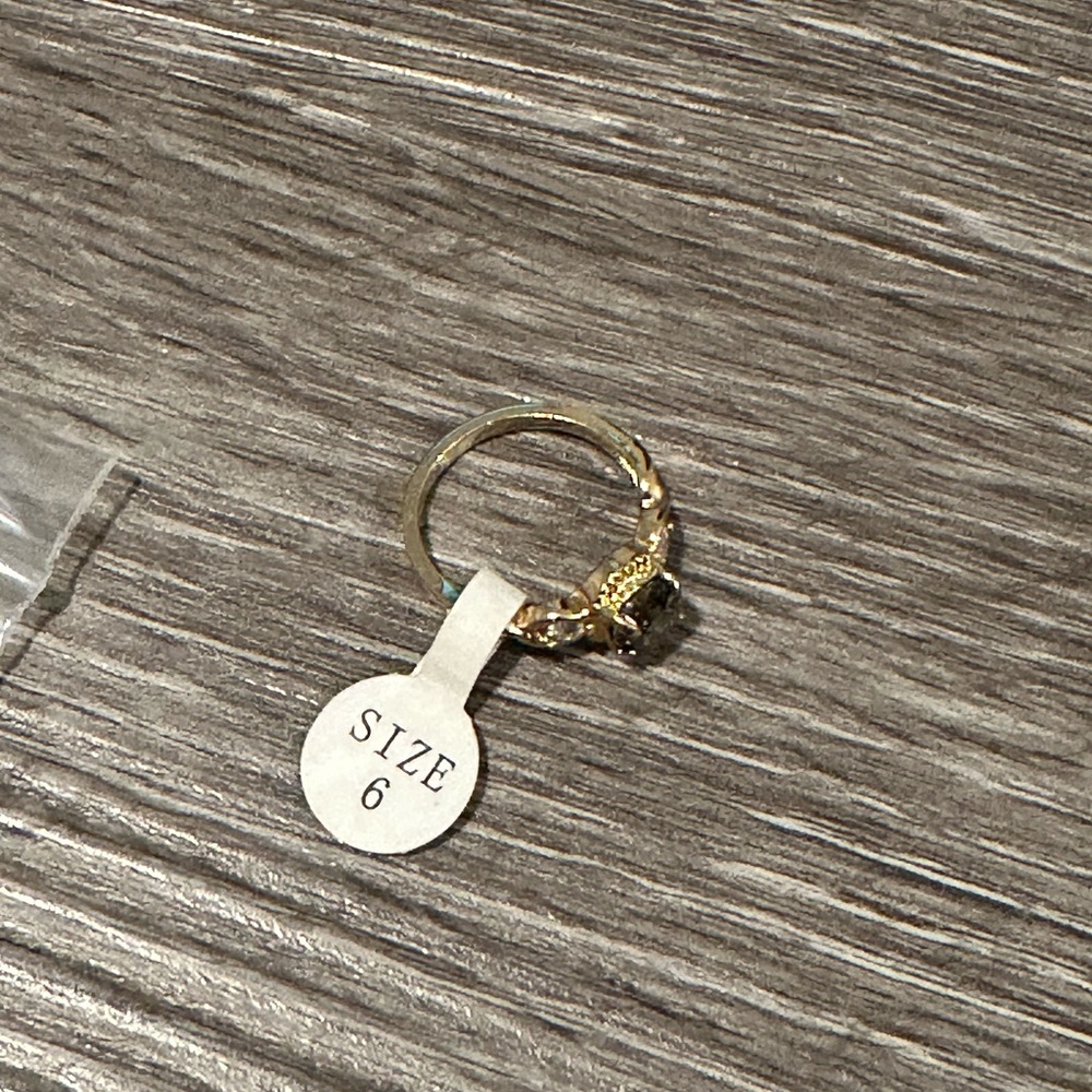 4 Charmed Aroma Rings - Picture 12 of 16